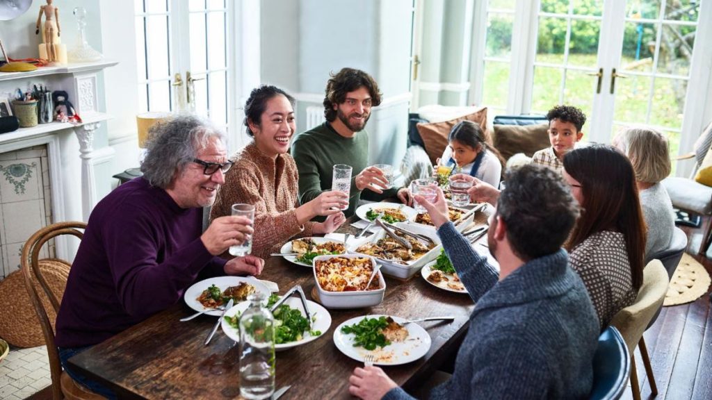 Comemos para vivir y compartimos para existir